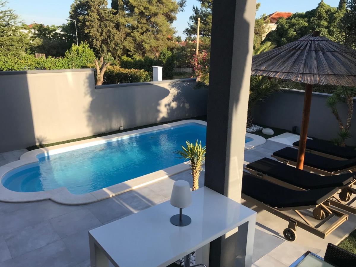 Apartmani Vernissage Biograd Na Moru Exterior foto