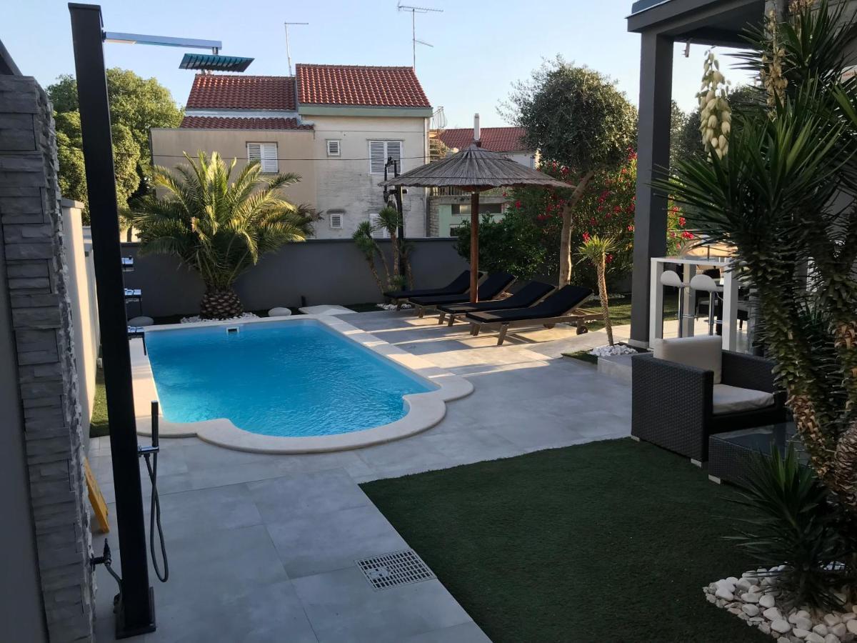 Apartmani Vernissage Biograd Na Moru Exterior foto